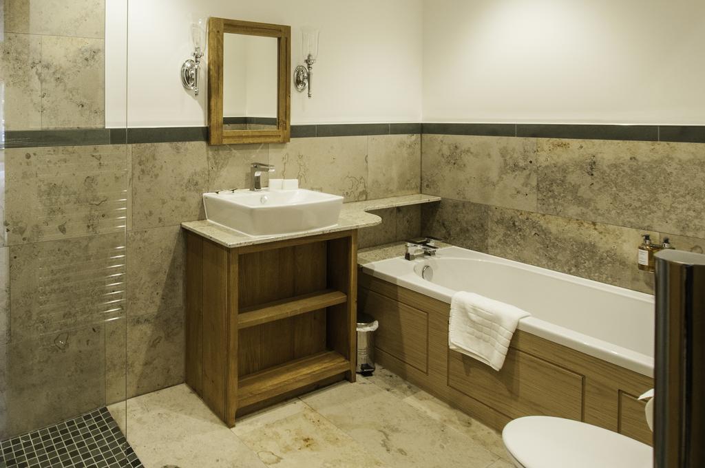 The Fleece Inn Shireshead Bagian luar foto