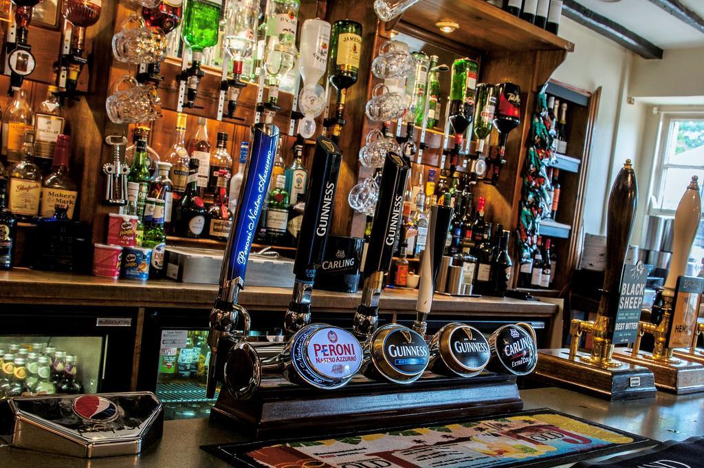 The Fleece Inn Shireshead Bagian luar foto